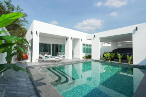 First Class Pool Villa Pattaya